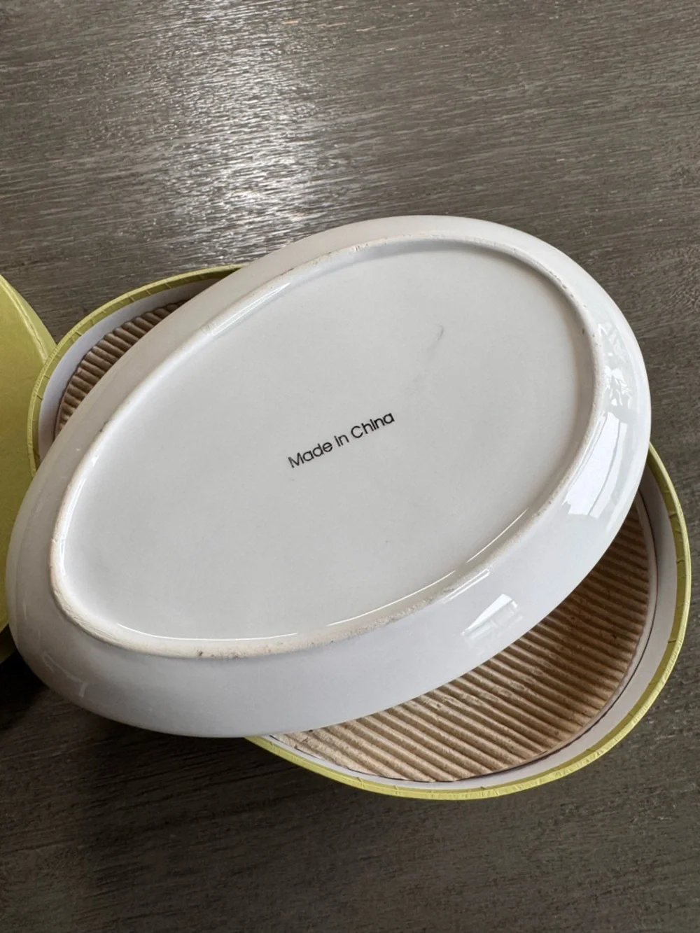 Vintage set plates